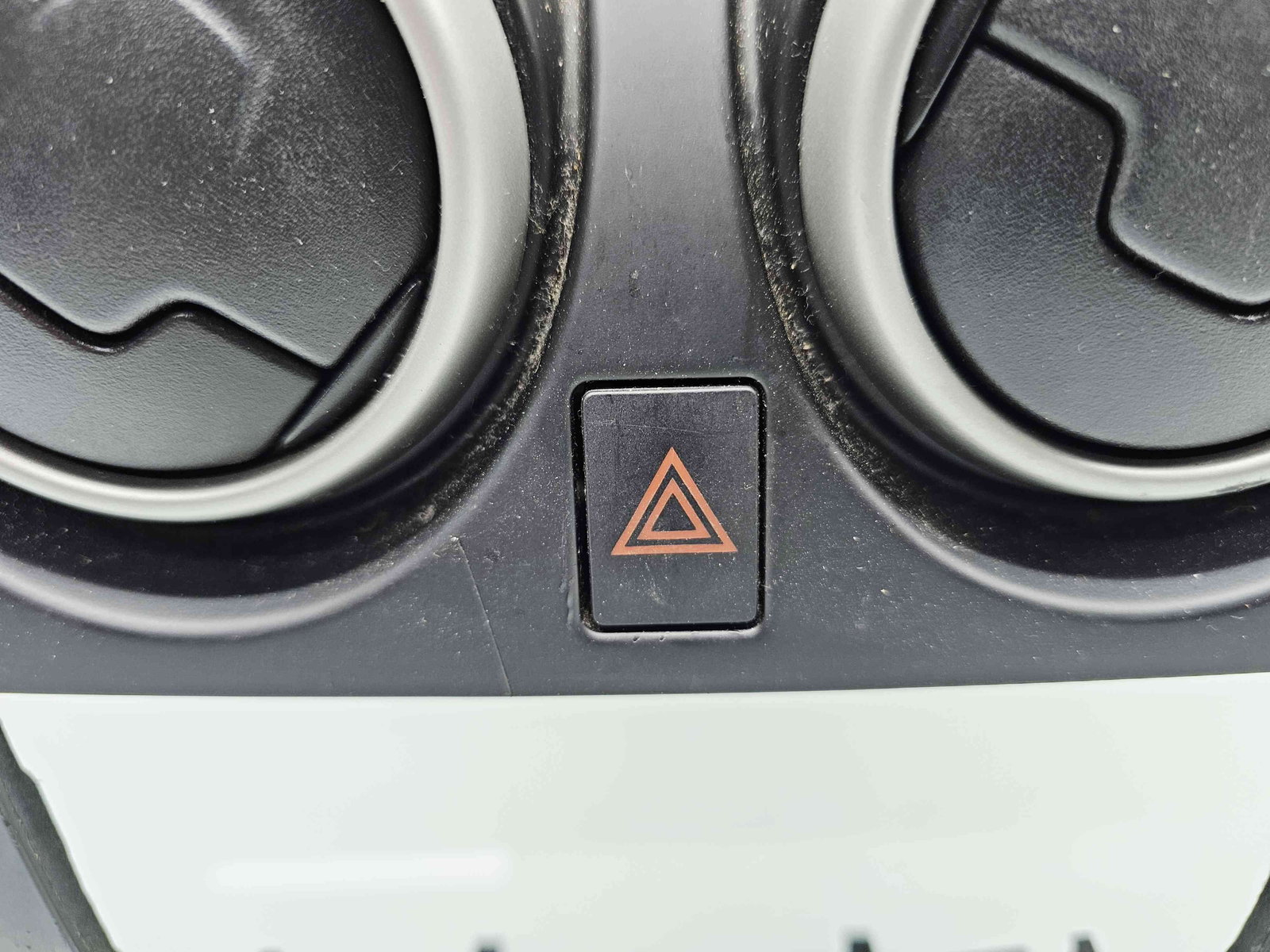 Grila aerisire centrala Nissan Qashqai Facelift (2) [Fabr 2009-2013] K77710 - imagine 2