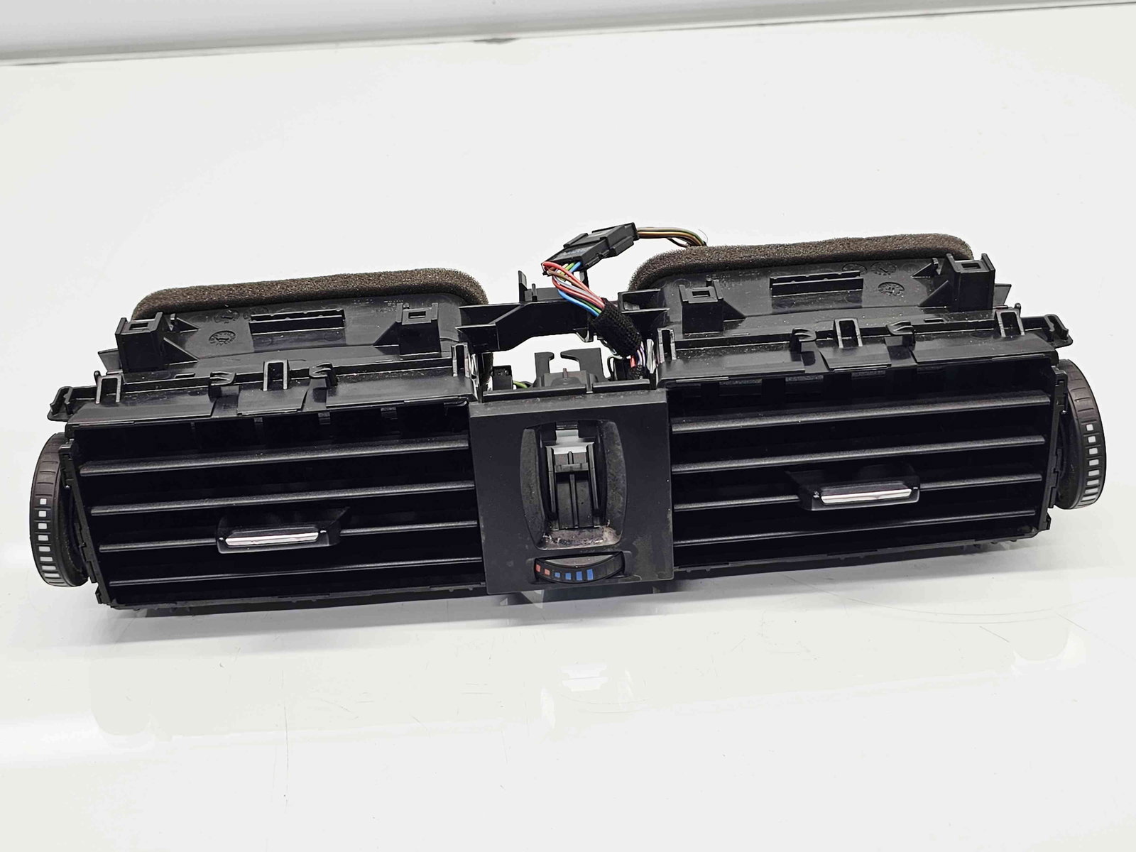 Grila aerisire centrala Bmw 3 Touring (F31) [Fabr 2012-2017] 9218552 - imagine 1