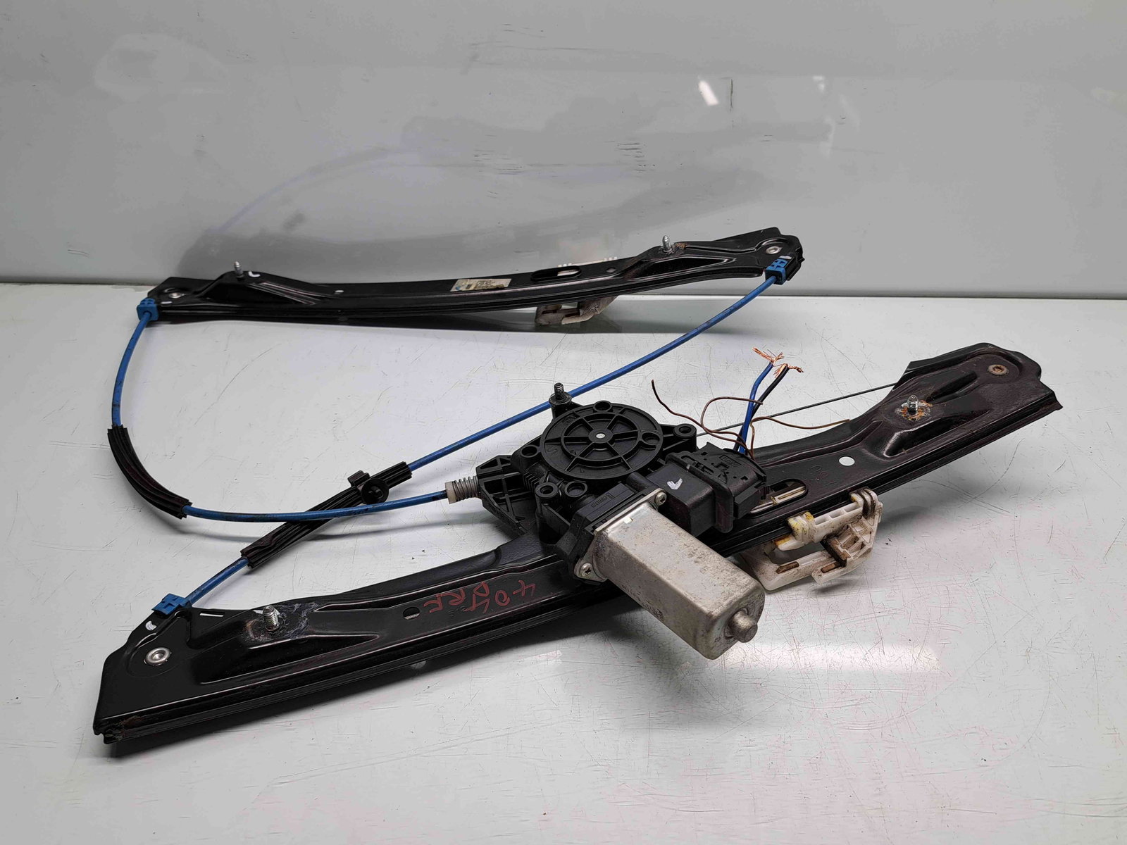 Macara electrica geam dreapta fata Bmw 3 (F30) [Fabr 2012-2017] - imagine 1