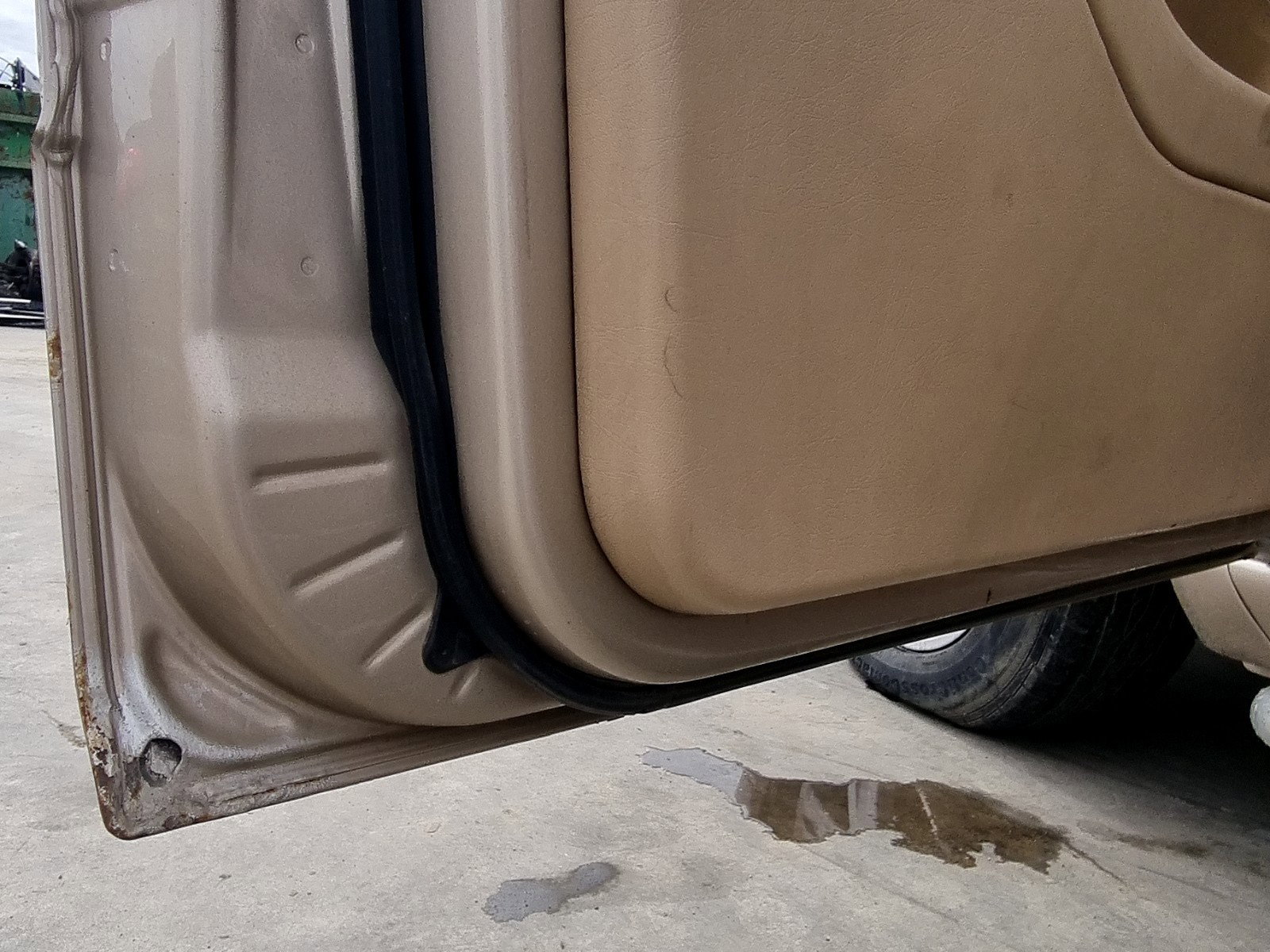 Usa stanga fata Mercedes Clasa ML (W163) [Fabr 1998-2005] 2.7 CDI 612963 120KW / 163CP - imagine 2