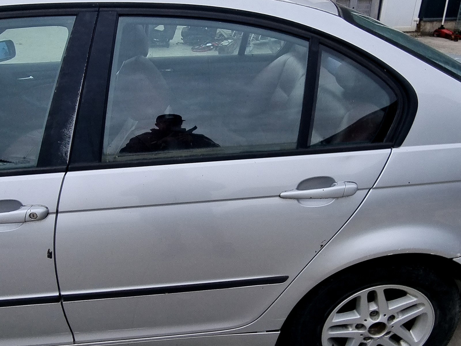 Usa stanga spate Bmw 3 (E46) [Fabr 1998-2005] 1.9 M43B 87KW / 118CP - imagine 1