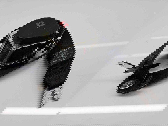  Centura dreapta fata Nissan Qashqai Facelift (2) [Fabr 2009-2013] 86884JD000