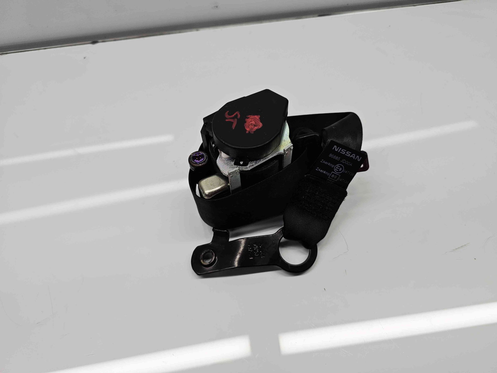 Centura stanga fata Nissan Qashqai Facelift (2) [Fabr 2009-2013] 86885JD00A - imagine 1