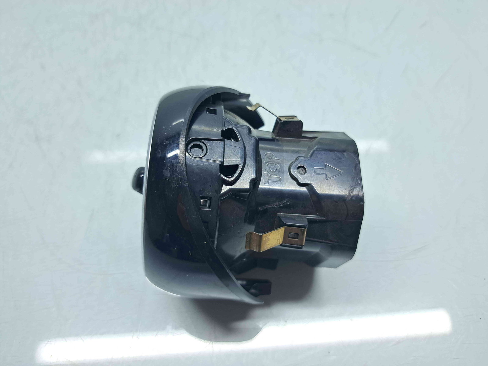 Grila aerisire dreapta Mercedes Clasa C Combi (W205) [Fabr 2015-prezent] A2058304004 - imagine 2