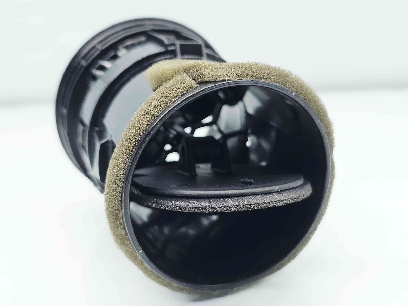 Grila aerisire dreapta Nissan Qashqai Facelift (2) [Fabr 2009-2013] 68760JD10A - imagine 4