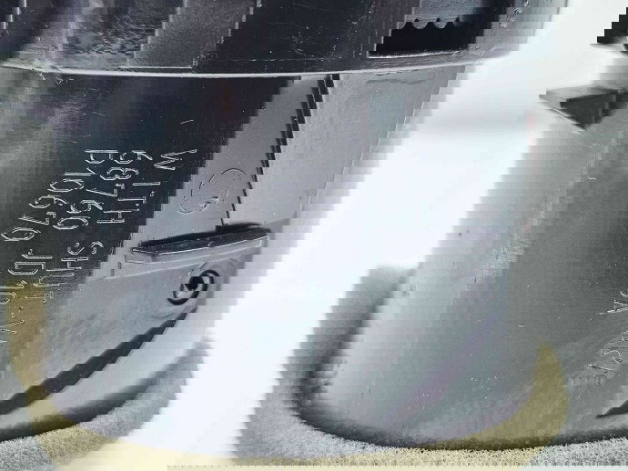  Grila aerisire stanga Nissan Qashqai Facelift (2) [Fabr 2009-2013] 68760JD10A