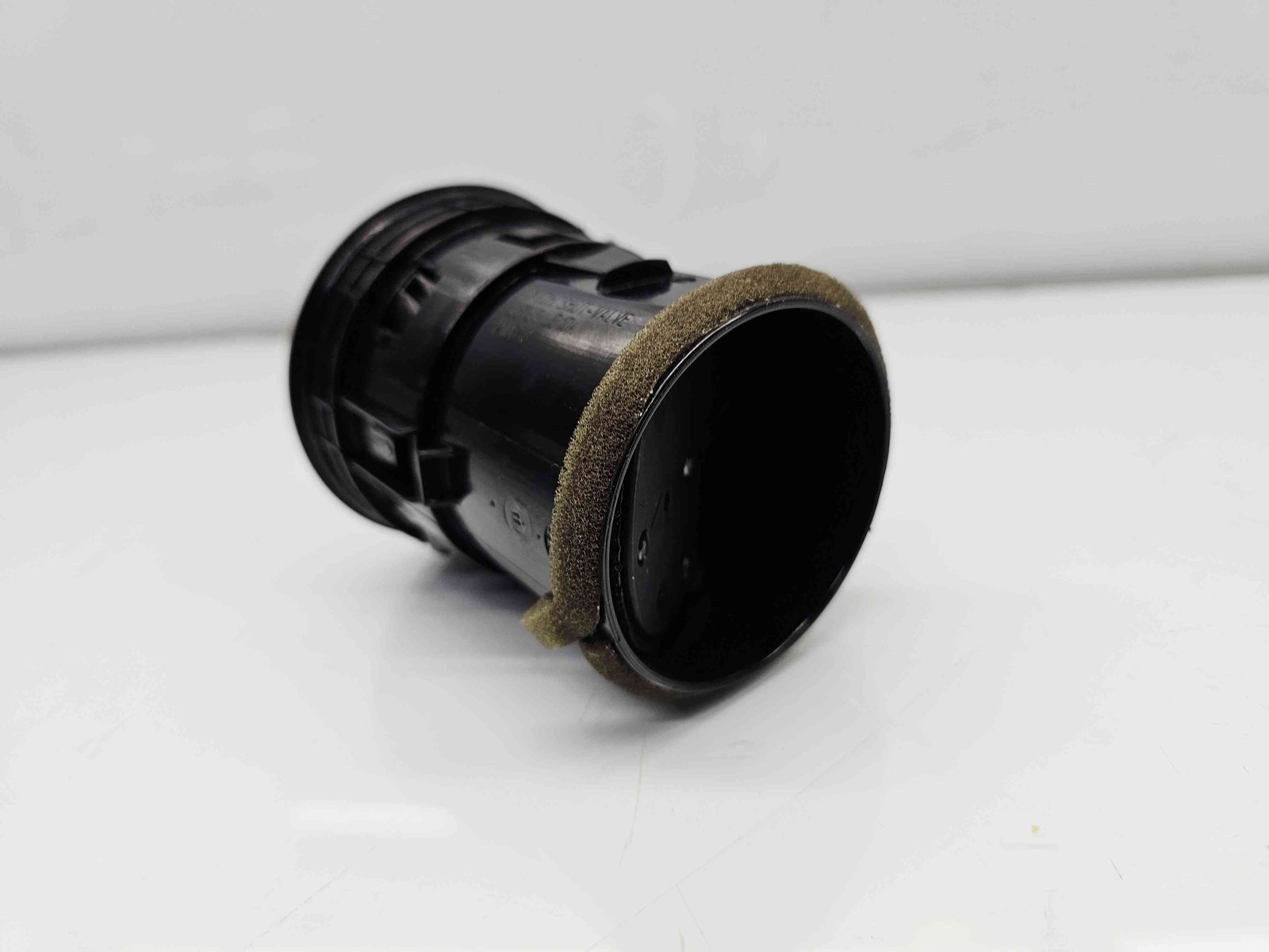 Grila aerisire stanga Nissan Qashqai Facelift (2) [Fabr 2009-2013] 68760JD10A - imagine 3