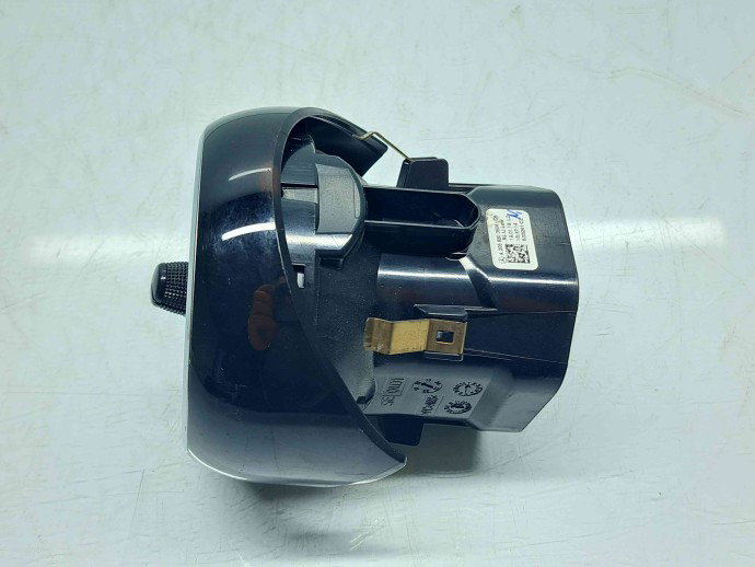 Grila aerisire stanga Mercedes Clasa C Combi (W205) [Fabr 2015-prezent] A2058303604