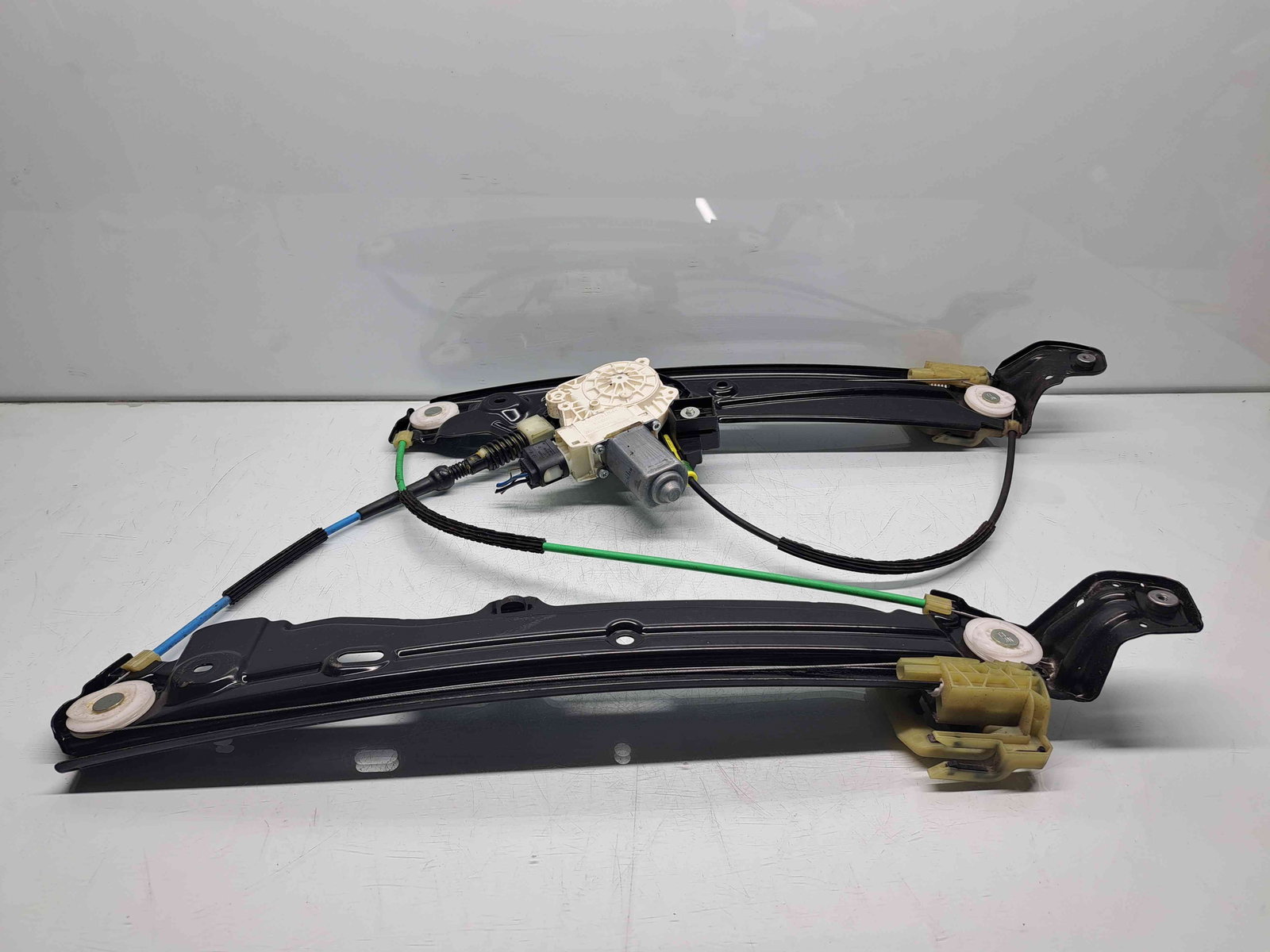 Macara electrica geam dreapta fata Nissan Qashqai Facelift (2) [Fabr 2009-2013] - imagine 1