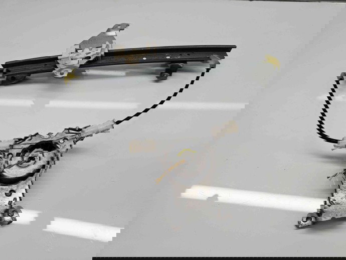 Macara electrica geam dreapta spate Nissan Qashqai Facelift (2) [Fabr 2009-2013]