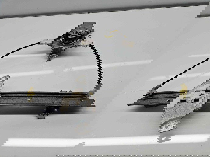 Macara electrica geam stanga spate Nissan Qashqai Facelift (2) [Fabr 2009-2013]