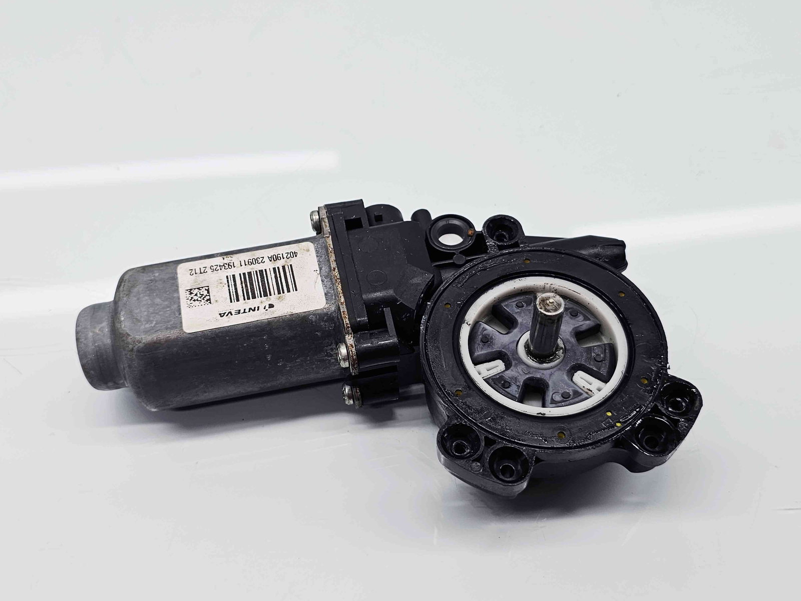 Motoras geam dreapta spate Nissan Qashqai Facelift (2) [Fabr 2009-2013] - imagine 1