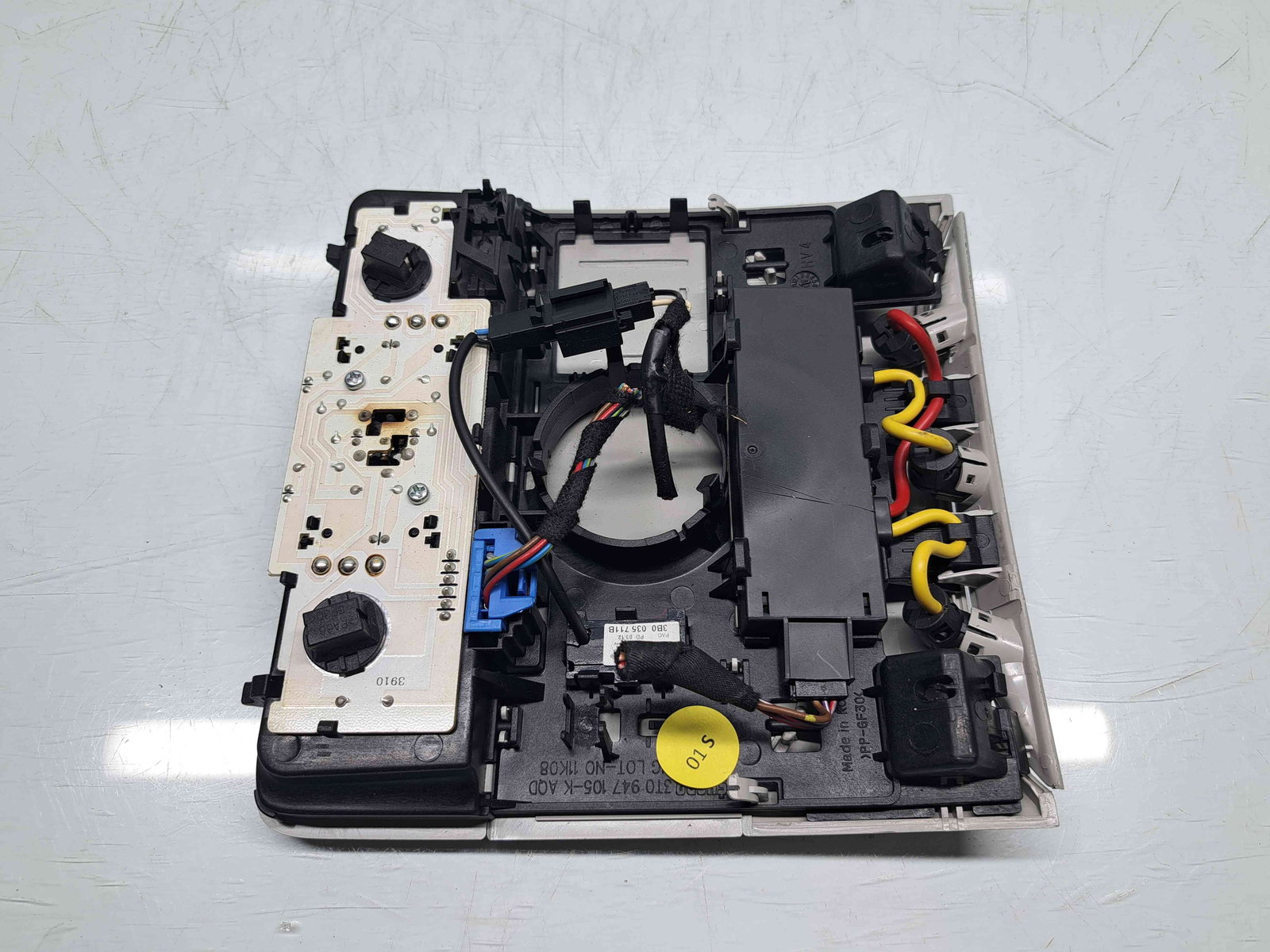 Plafoniera fata Skoda Superb II Combi (3T5) Facelift [Fabr 2009-2015] OEM - imagine 3