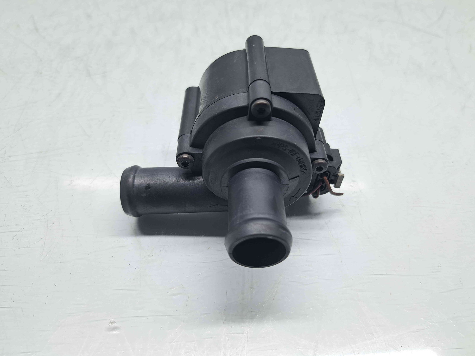 Pompa recirculare apa Audi A4 (8K5, B8) Avant [Fabr 2008-2015] 8K0965561A 2.0 TDI CAGA 105KW / 143CP - imagine 2