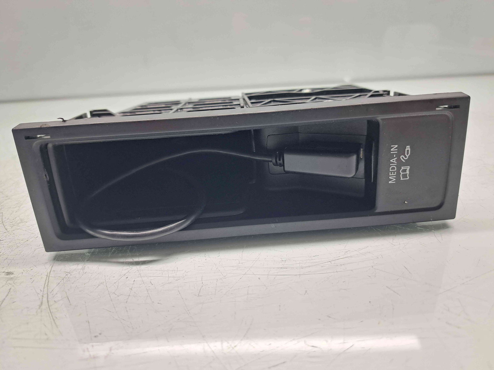 Unitate multimedia Volkswagen Passat B7 (362) [Fabr 2010-2014] 5N0035341D - imagine 3