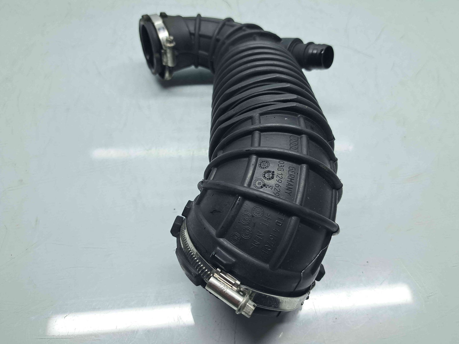 Tub admisie aer AUDI A5 (8T3) [Fabr 2007-2015] 03G129629E 2.0 TDI CAGA 105KW / 143CP - imagine 4