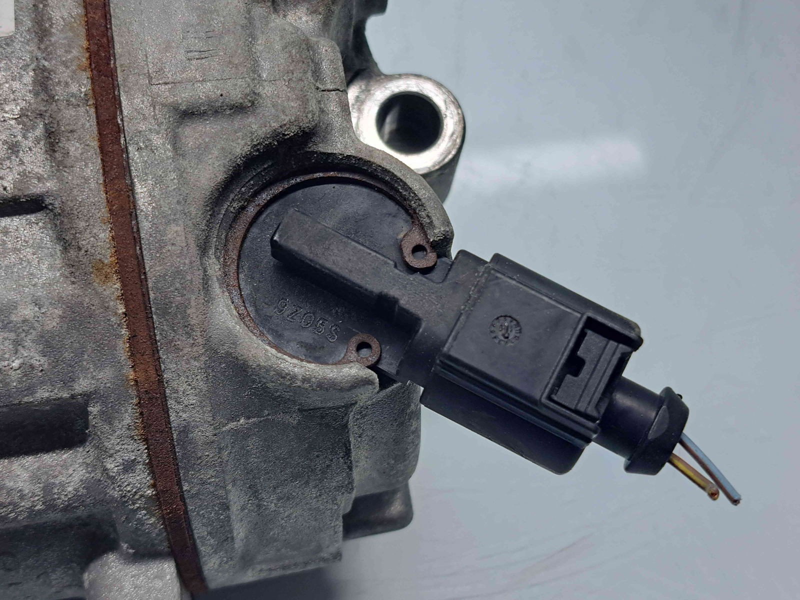 Compresor clima AUDI Q5 (8RB) [ Fabr 2008-2016] 8K0260805L 2.0 TDI CAGA 105KW / 143CP - imagine 6