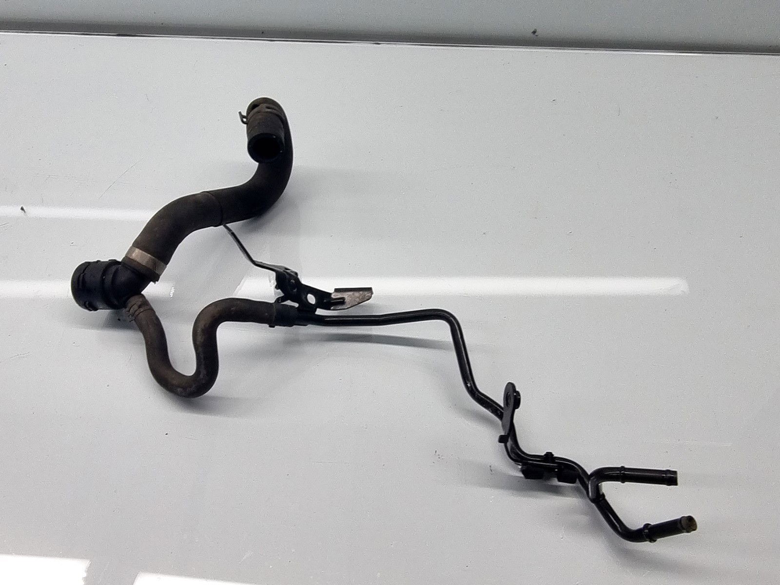 Furtun apa AUDI A3 (8V1) [Fabr 2012-2017] 04L121070AB 1.6 TDI DCXA 88KW / 120CP