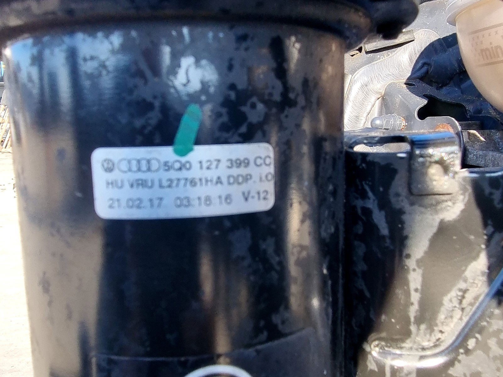 Carcasa filtru combustibil AUDI A3 (8V1) [Fabr 2012-2017] 5Q0127399CC 1.6 TDI DCXA 88KW / 120CP - imagine 2