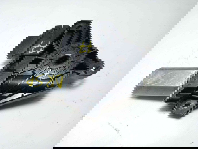 Motoras geam dreapta spate A2139060602 Mercedes E220 W213 2.0 2016-2021