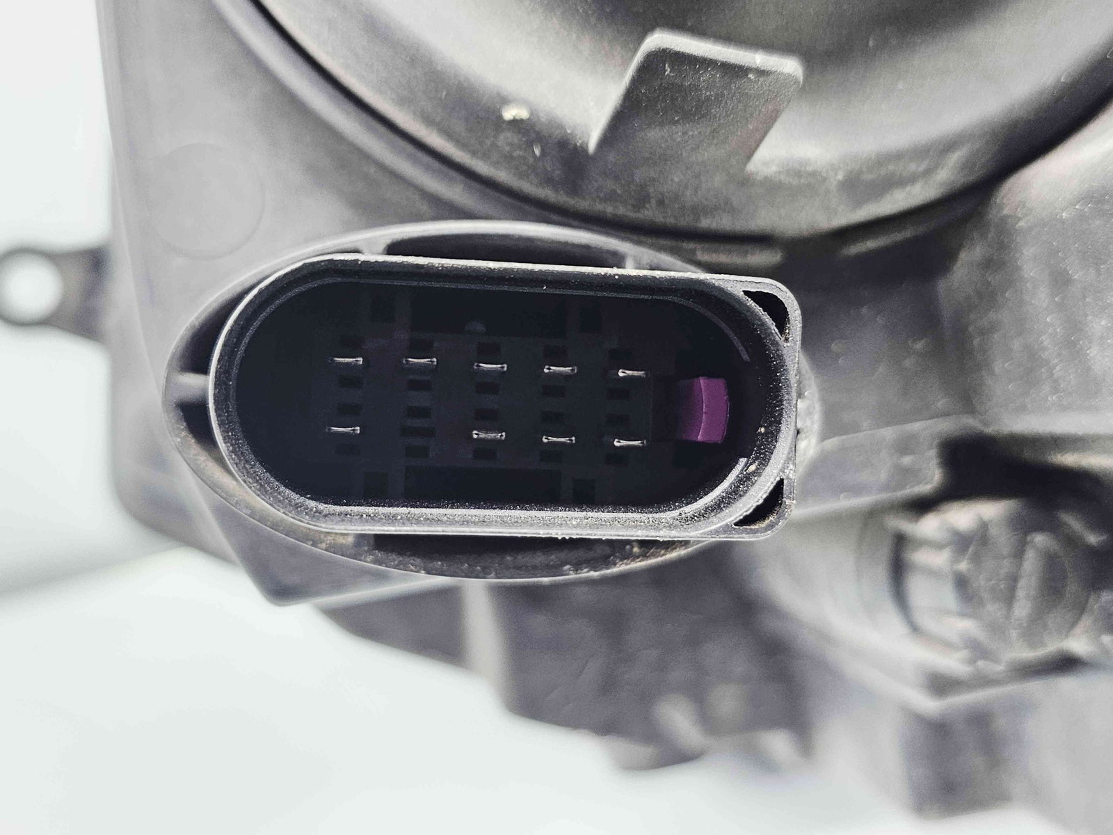 Far dreapta Volkswagen Transporter 5 Facelift [Fabr 2004-2013] 7E2941016G - imagine 7