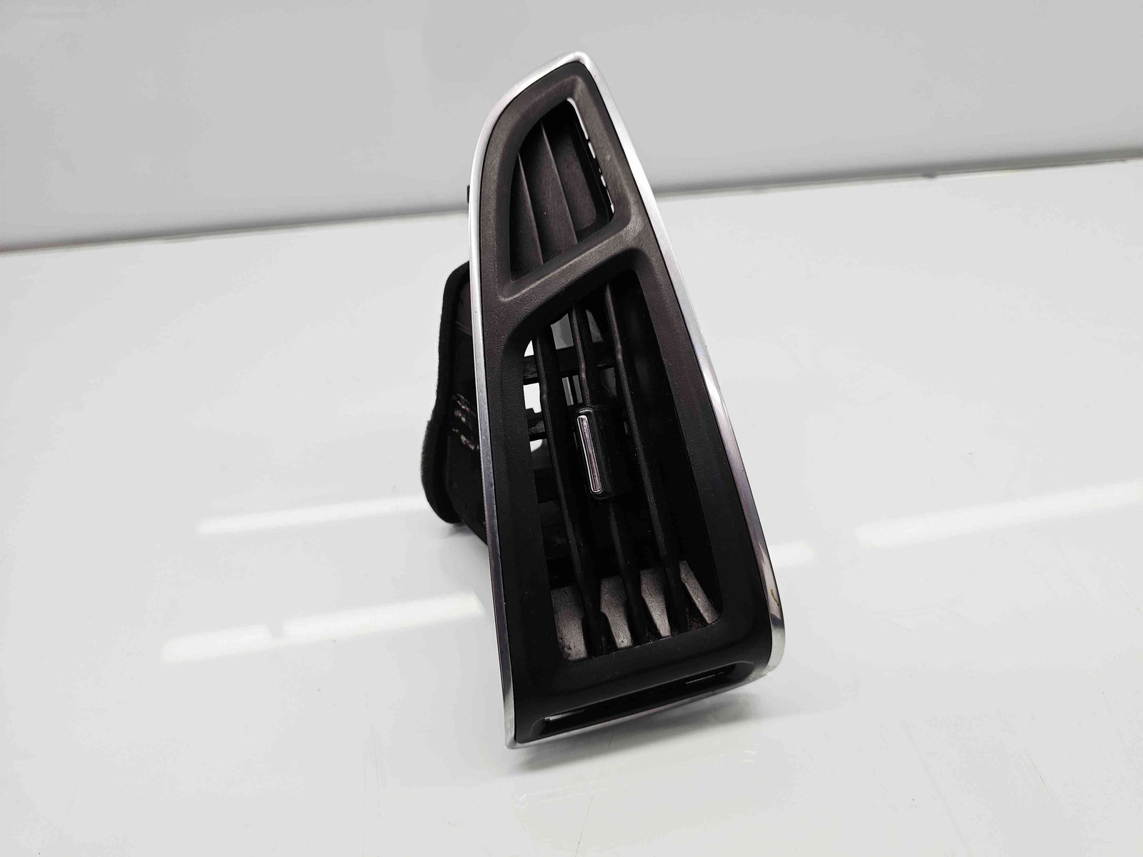 Grila aerisire dreapta Ford Focus 3 Turnier [Fabr 2010-2018] BM51 018B08 - imagine 1