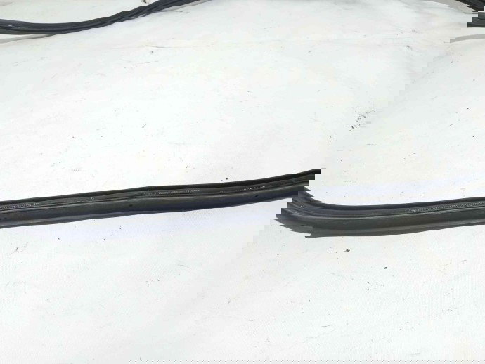 Cheder haion A2137500098 Mercedes E220 W213 2.0 2016-2021