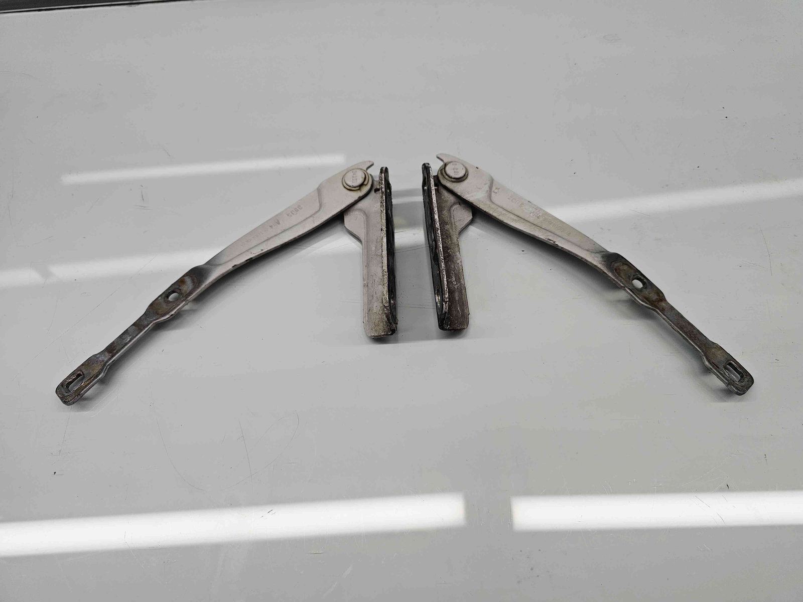 Set balamale capota Dacia Sandero 2 [Fabr 2012-prezent] - imagine 1