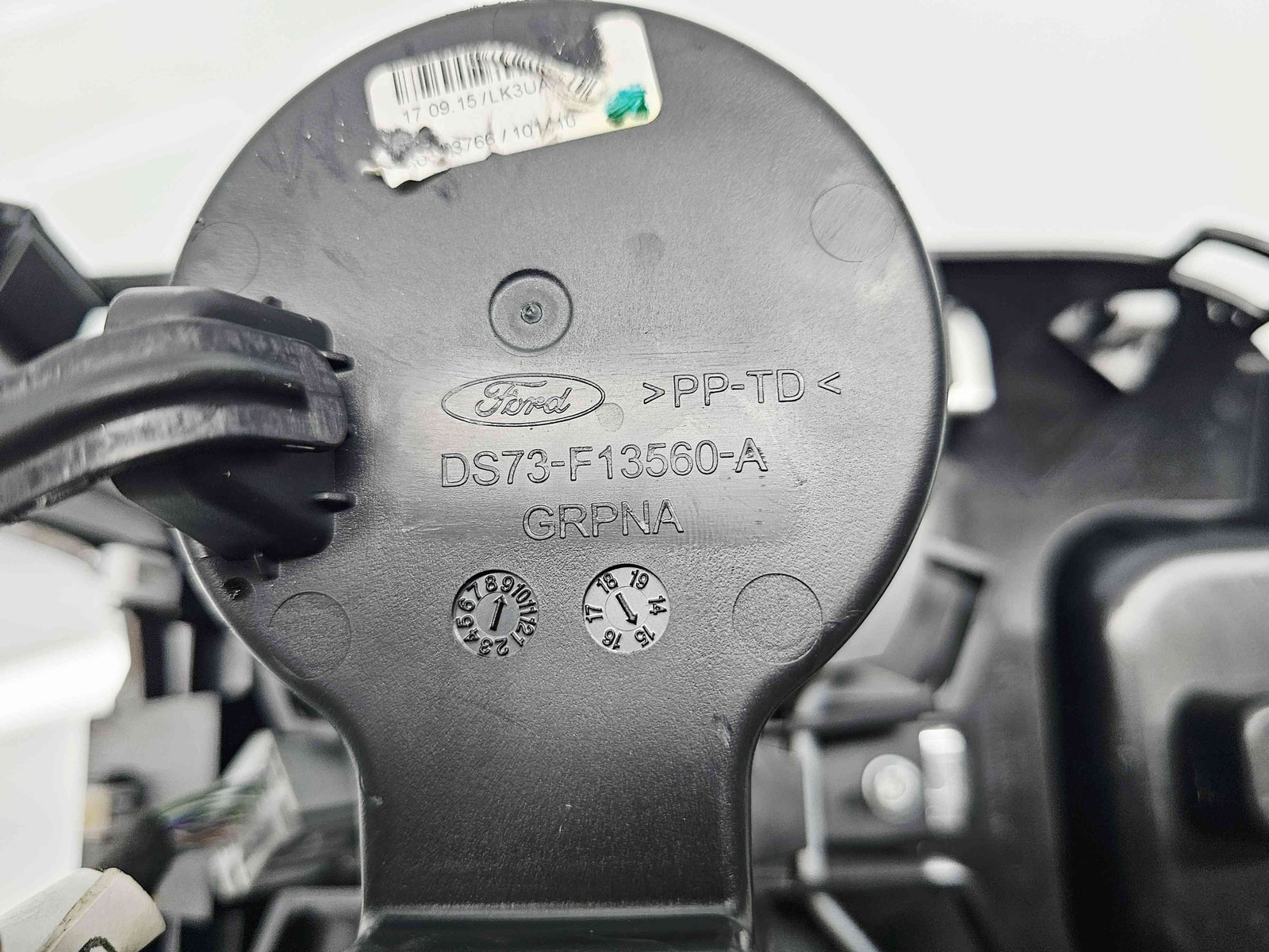 Trimuri bord Ford Mondeo 5 Hatchback [Fabr 2014-2022] - imagine 6