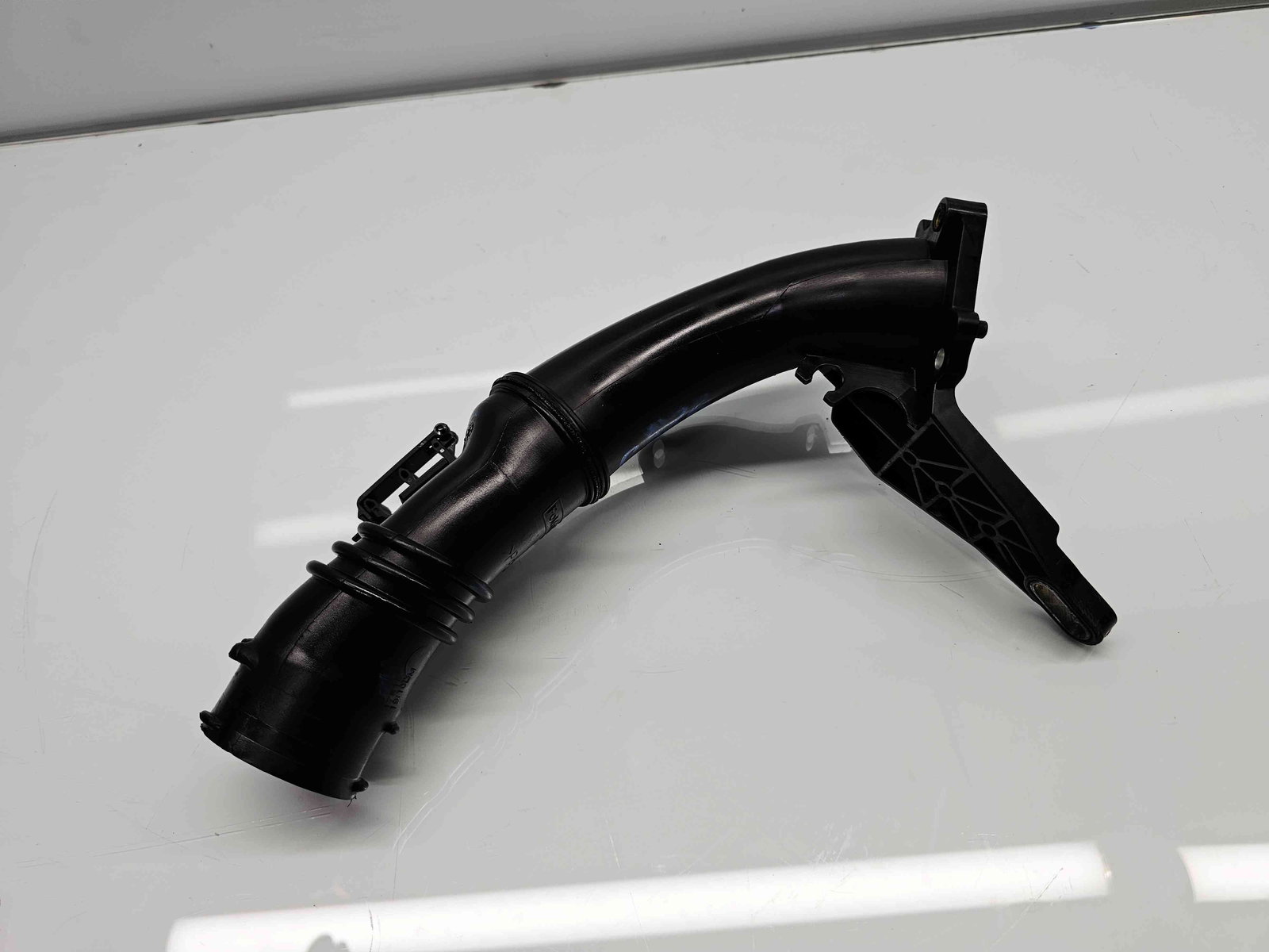 Tub intercooler Ford Focus 3 Turnier [Fabr 2010-2018] AV6Q-9351-BC 1.6 TDCI T1DA 70KW / 95CP - imagine 2