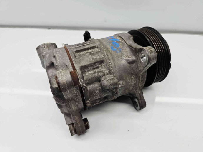Compresor clima  Bmw 1 (F20, F21) [Fabr 2011-2017] 9330829 2.0 N47D20 105KW / 143CP