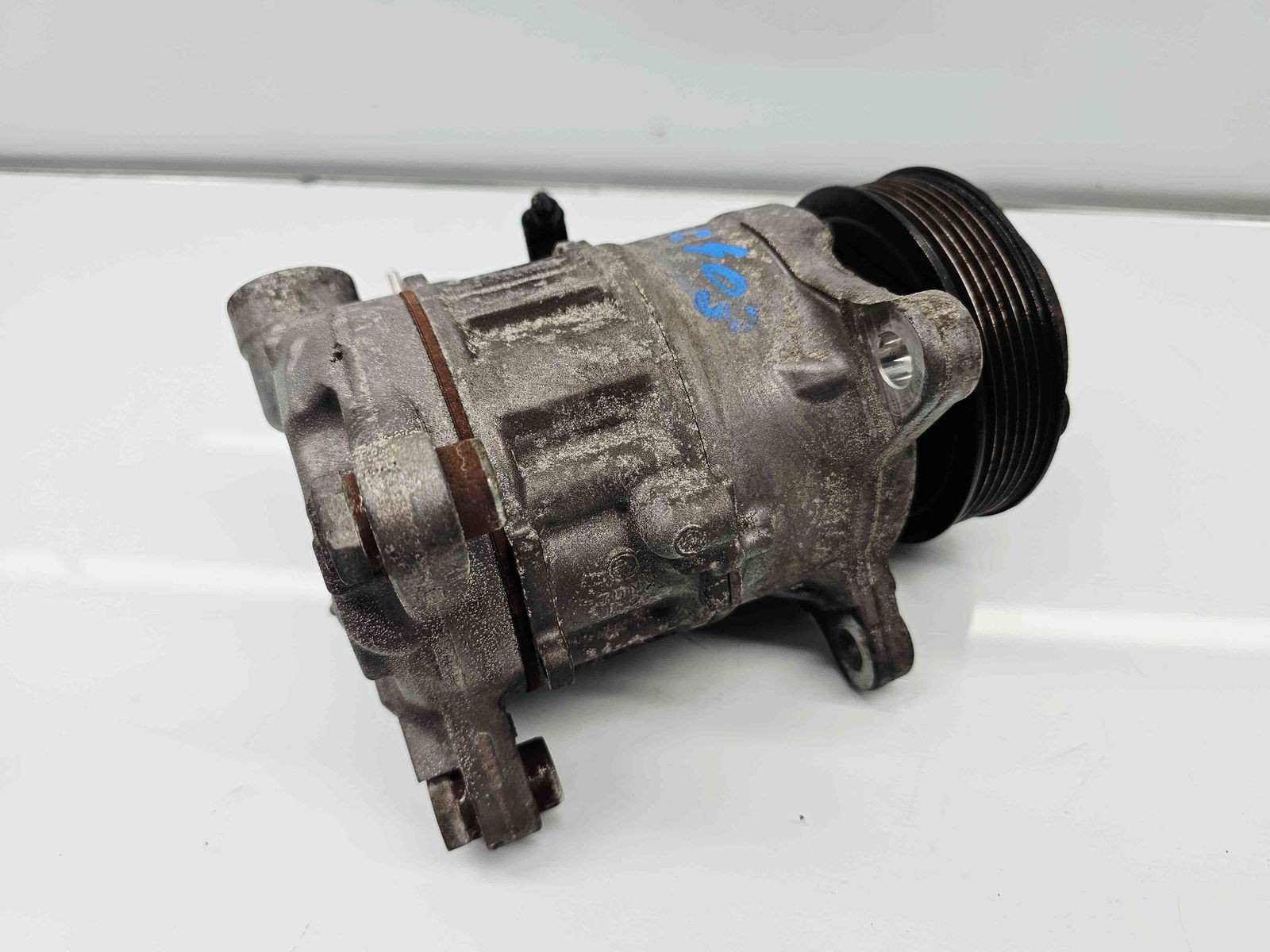 Compresor clima Bmw 1 (F20, F21) [Fabr 2011-2017] 9330829 2.0 N47D20 105KW / 143CP - imagine 2