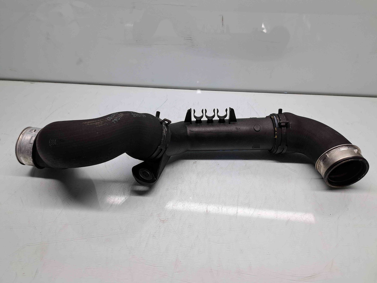 Tub intercooler Volkswagen Passat B6 (3C2) [Fabr 2005-2010] 3C0145770B 1.9 TDI BLS 77KW / 105CP - imagine 2