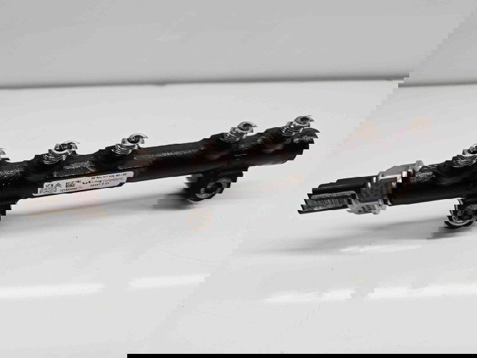 Rampa injectoare Ford B-Max [Fabr 2012-2017] 9685297580-02 1.6 TDCI T1DA 70KW / 95CP