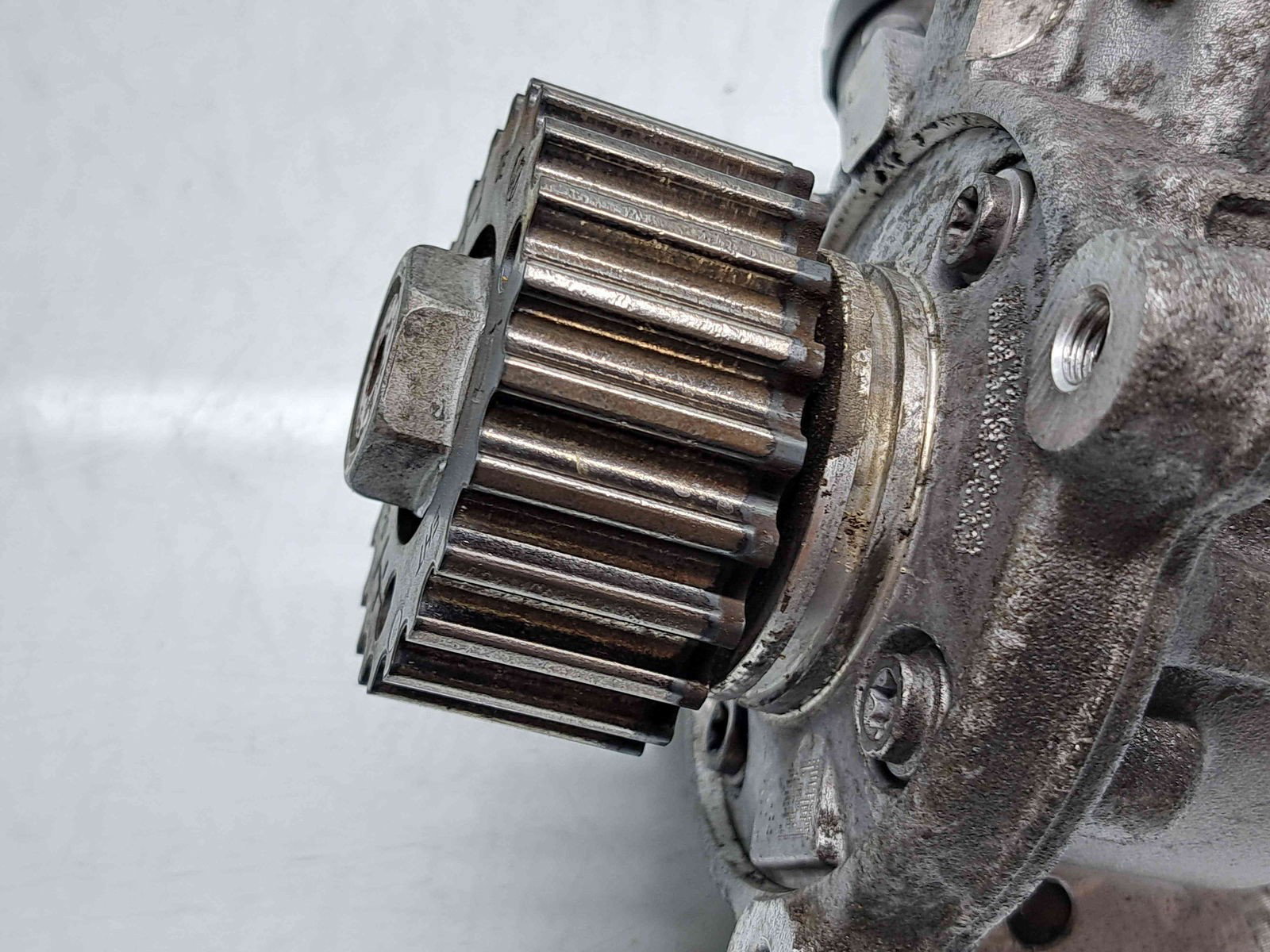 Pompa inalta presiune AUDI A3 Sportback (8VS, 8VM) [Fabr 2013-prezent] 04L130755D / 0445010537 1.6 TDI CLHA 77KW / 105CP - imagine 5