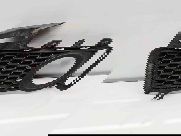 Grila proiector dreapta Bmw 3 Touring (F31) [Fabr 2012-2017]