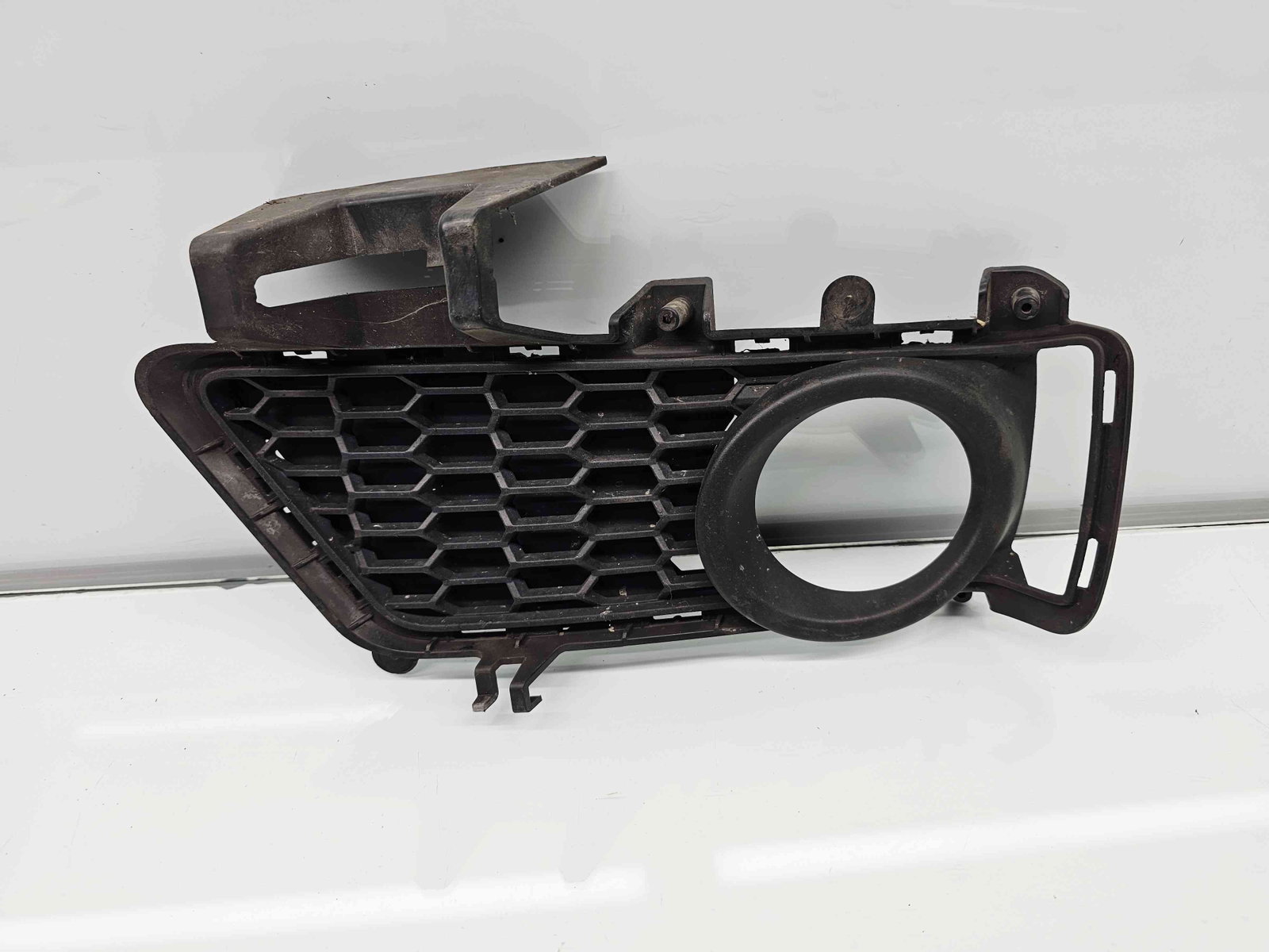Grila proiector dreapta Bmw 3 Touring (F31) [Fabr 2012-2017]