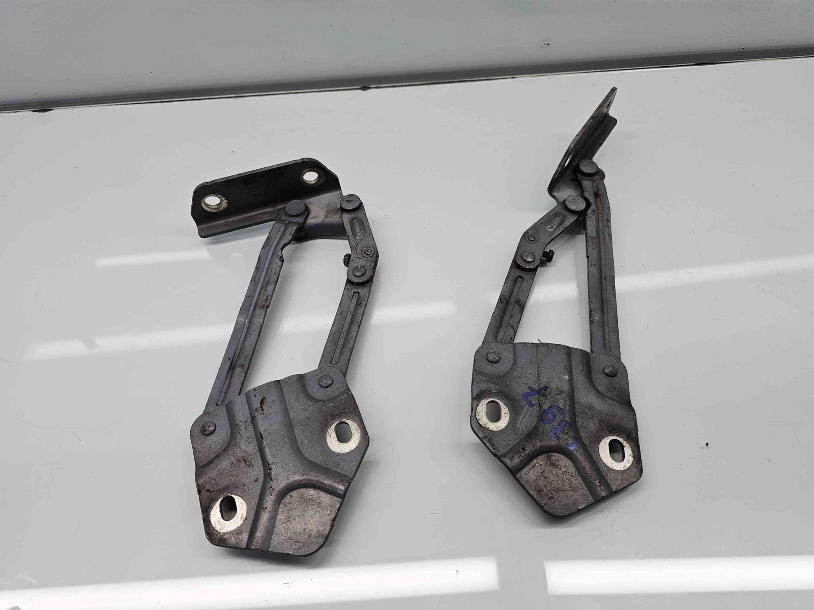 Set balamale capota Volkswagen Touran (1T1, 1T2) [Fabr 2003-2010] Facelift - imagine 2