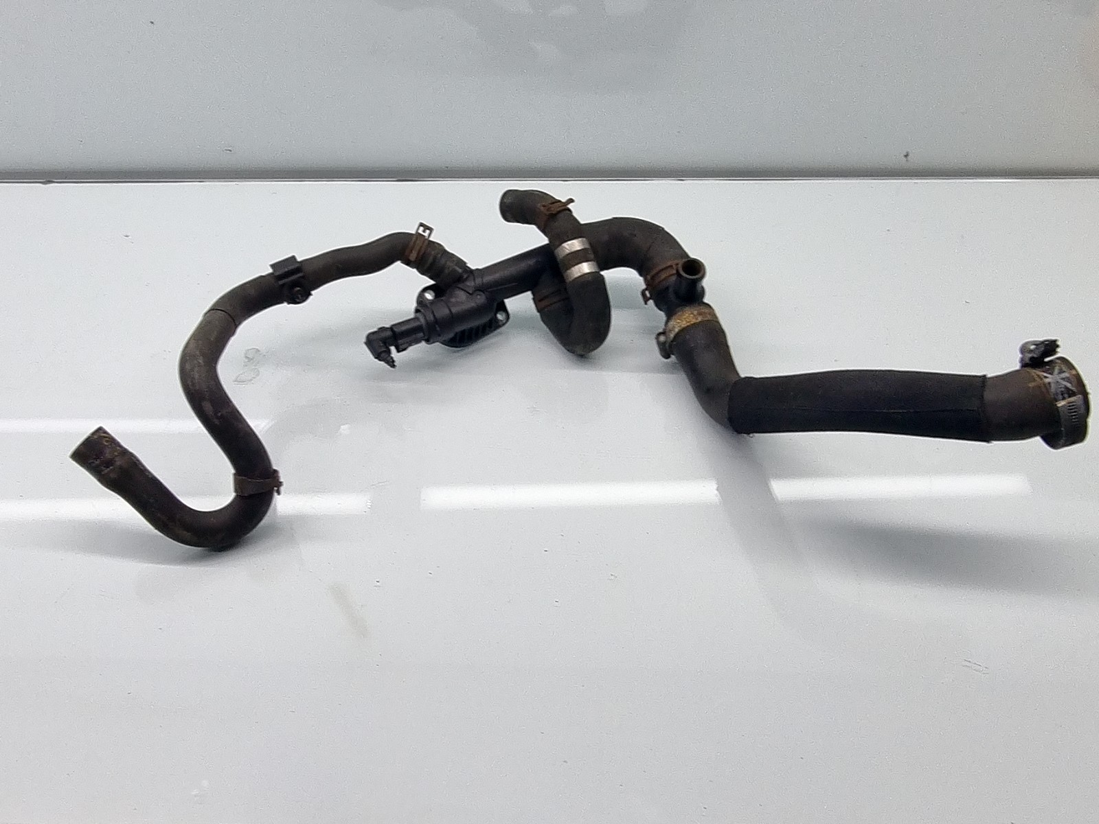 Furtun apa Volkswagen Transporter 5 Facelift [Fabr 2004-2013] 7E0121101E / 7E0121157 2.0 TDI CAAC 103 KW / 140CP - imagine 2