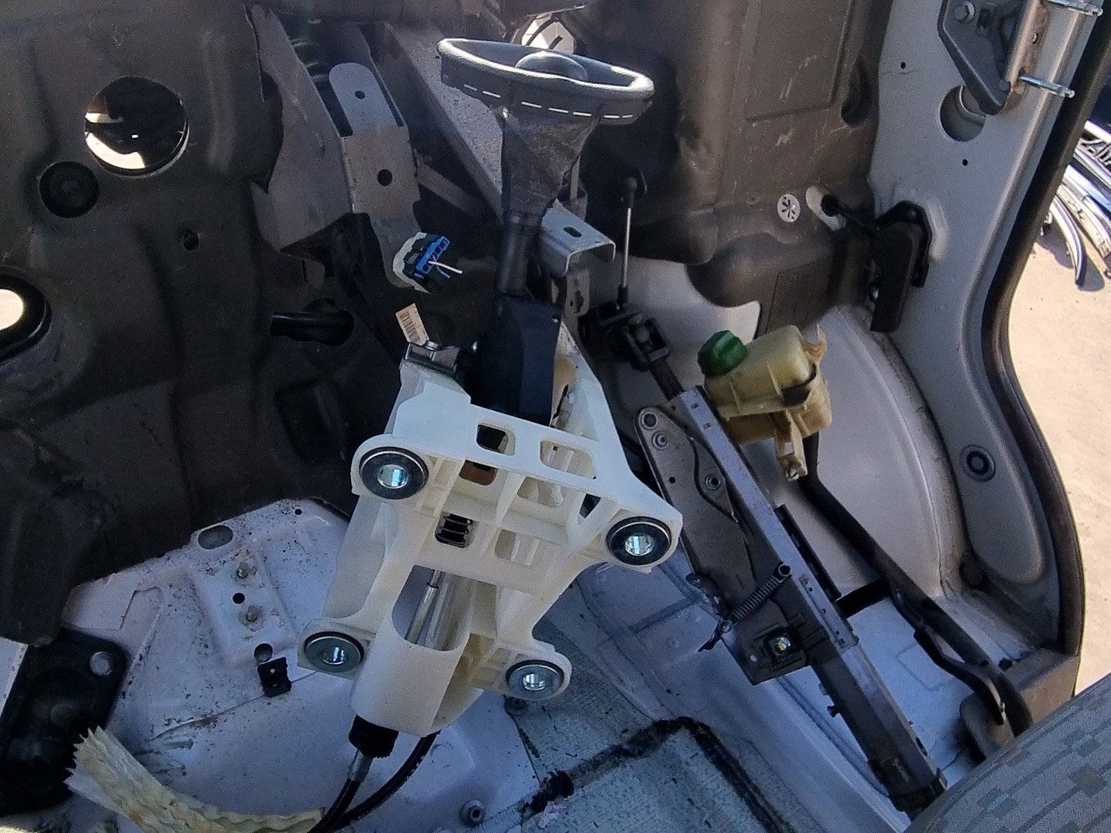 Timonerie Volkswagen Transporter 5 Facelift [Fabr 2004-2013] 2.0 TDI CAAC 103 KW / 140CP