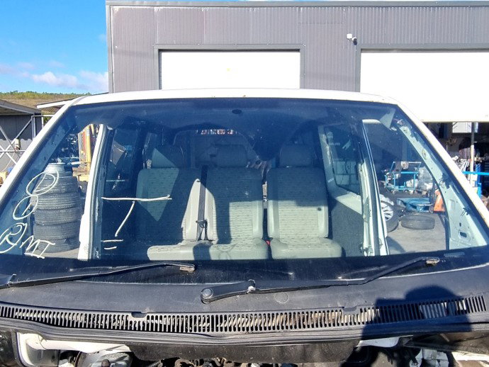 Parbriz Volkswagen Transporter 5 Facelift [Fabr 2004-2013] 2.0 TDI CAAC 103 KW / 140CP