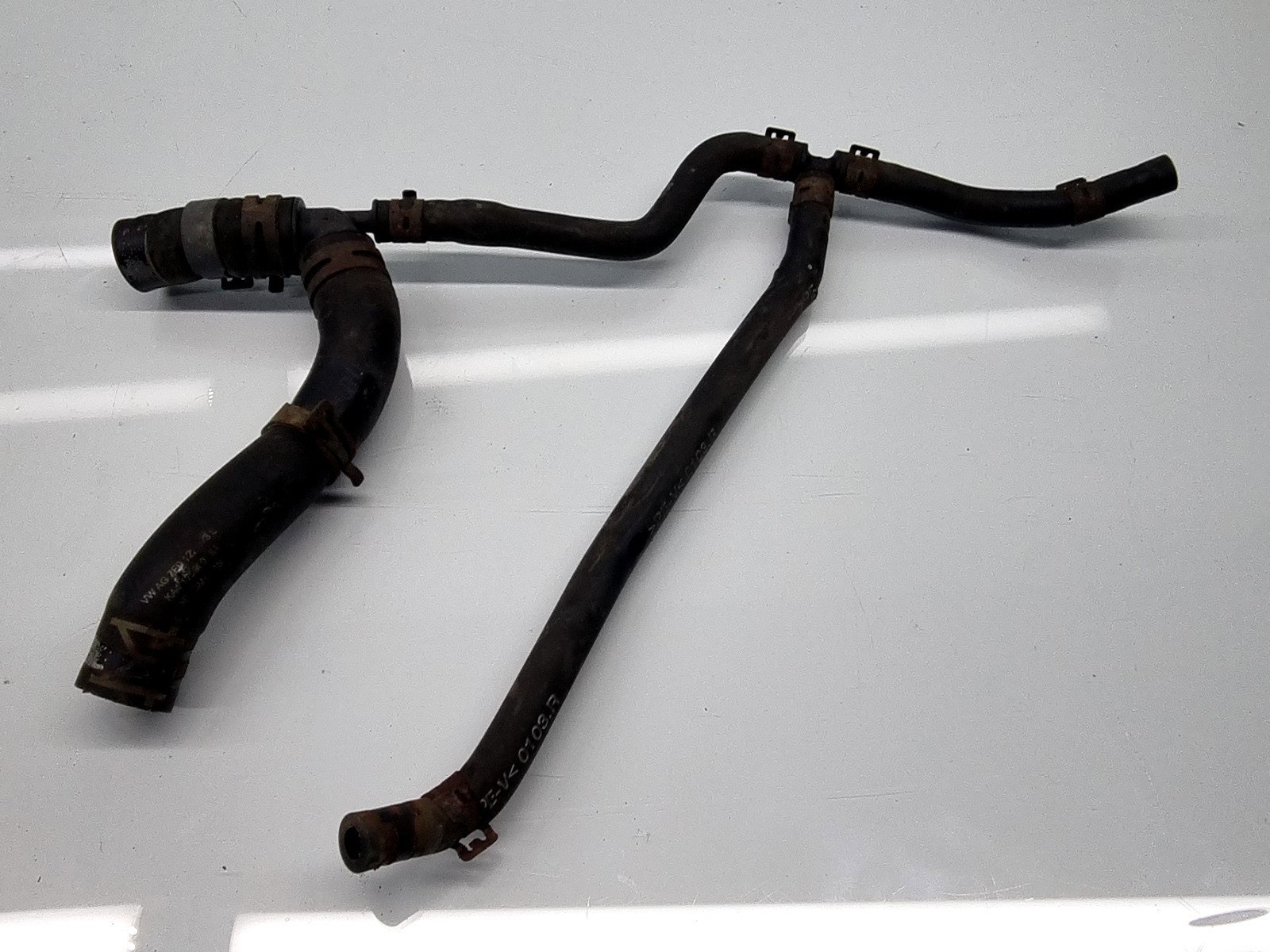 Furtun apa Volkswagen Transporter 5 Facelift [Fabr 2004-2013] 7E0122073L 2.0 TDI CAAC 103 KW / 140CP