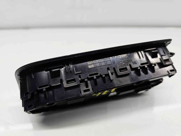 Butoane comanda geamuri sofer Mercedes Clasa C Combi (W205) [Fabr 2015-prezent] A2059056711