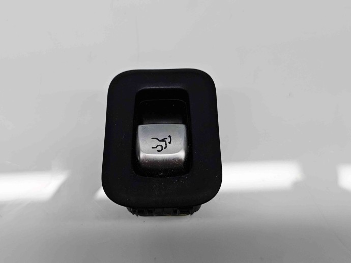 Buton deschidere portbagaj Mercedes Clasa C Combi (W205) [Fabr 2015-prezent] A2059051713