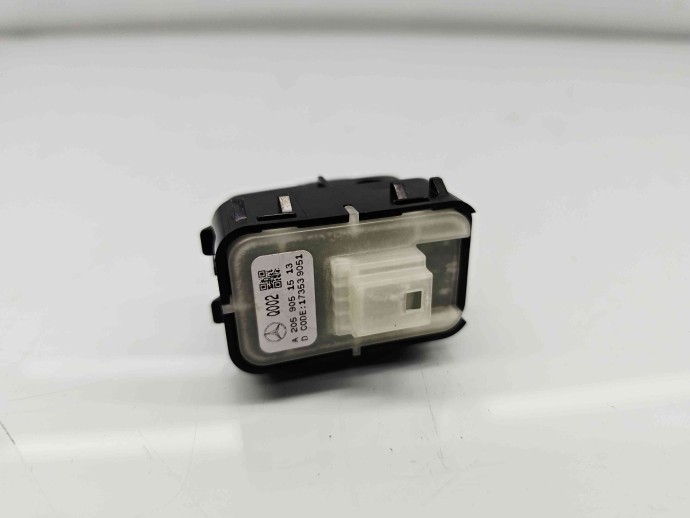 Buton geam dreapta fata Mercedes Clasa C Combi (W205) [Fabr 2015-prezent] A2059051513