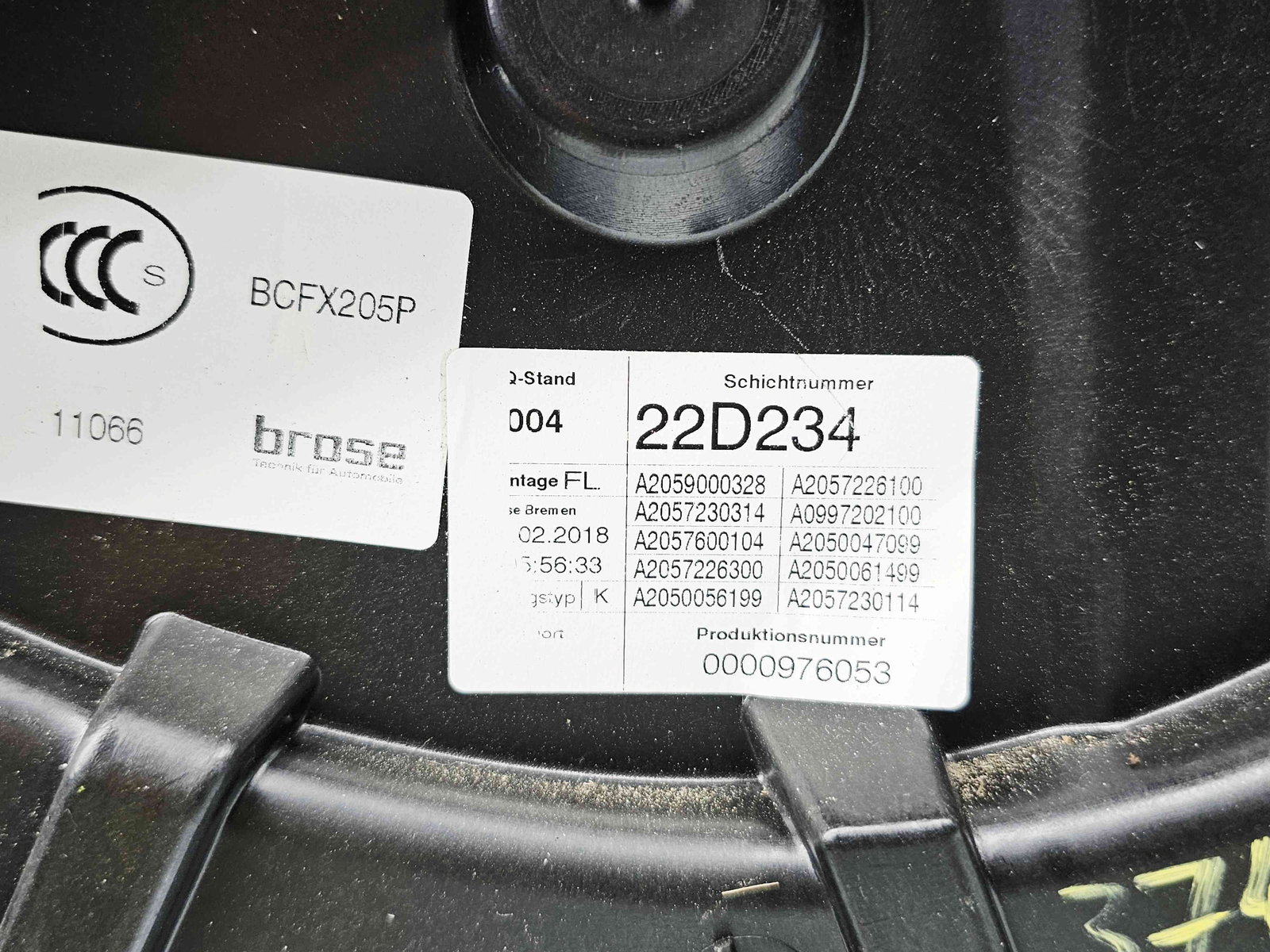 Macara electrica geam dreapta fata Mercedes Clasa C Combi (W205) [Fabr 2015-prezent] - imagine 3