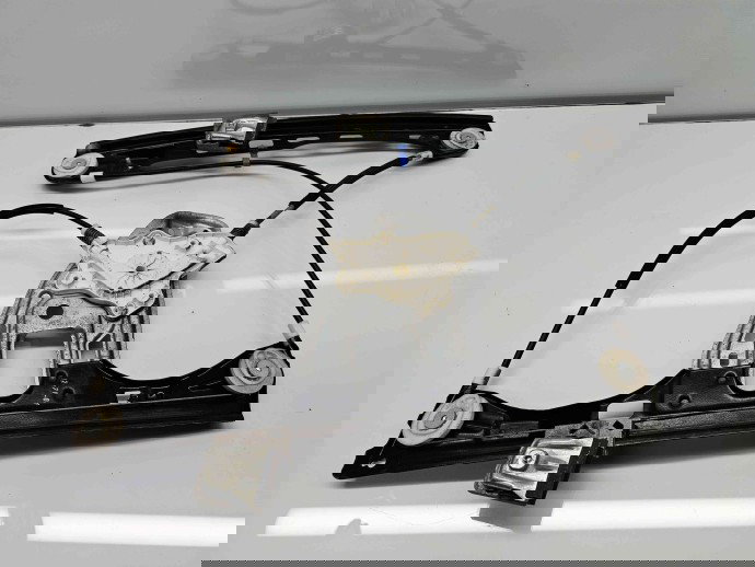 Macara electrica geam dreapta fata Mercedes Clasa C (W203) [Fabr 2000-2007]