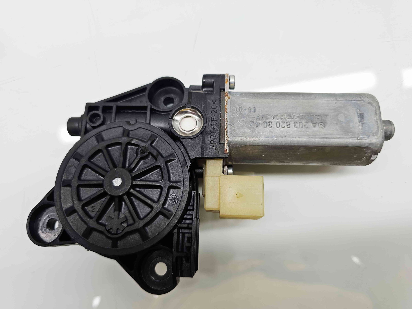 Motoras geam dreapta spate Mercedes Clasa C (W203) [Fabr 2000-2007] - imagine 5