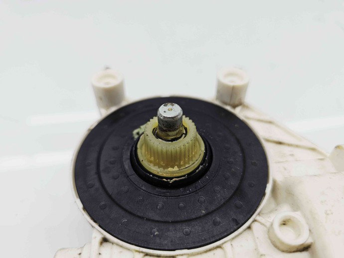 Motoras geam stanga fata Bmw 3 (E90) [Fabr 2005-2011]