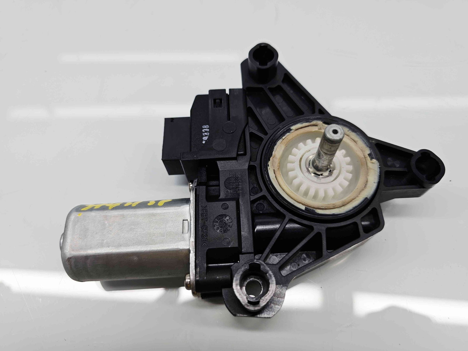 Motoras geam stanga spate Mercedes Clasa C Combi (W205) [Fabr 2015-prezent] - imagine 1